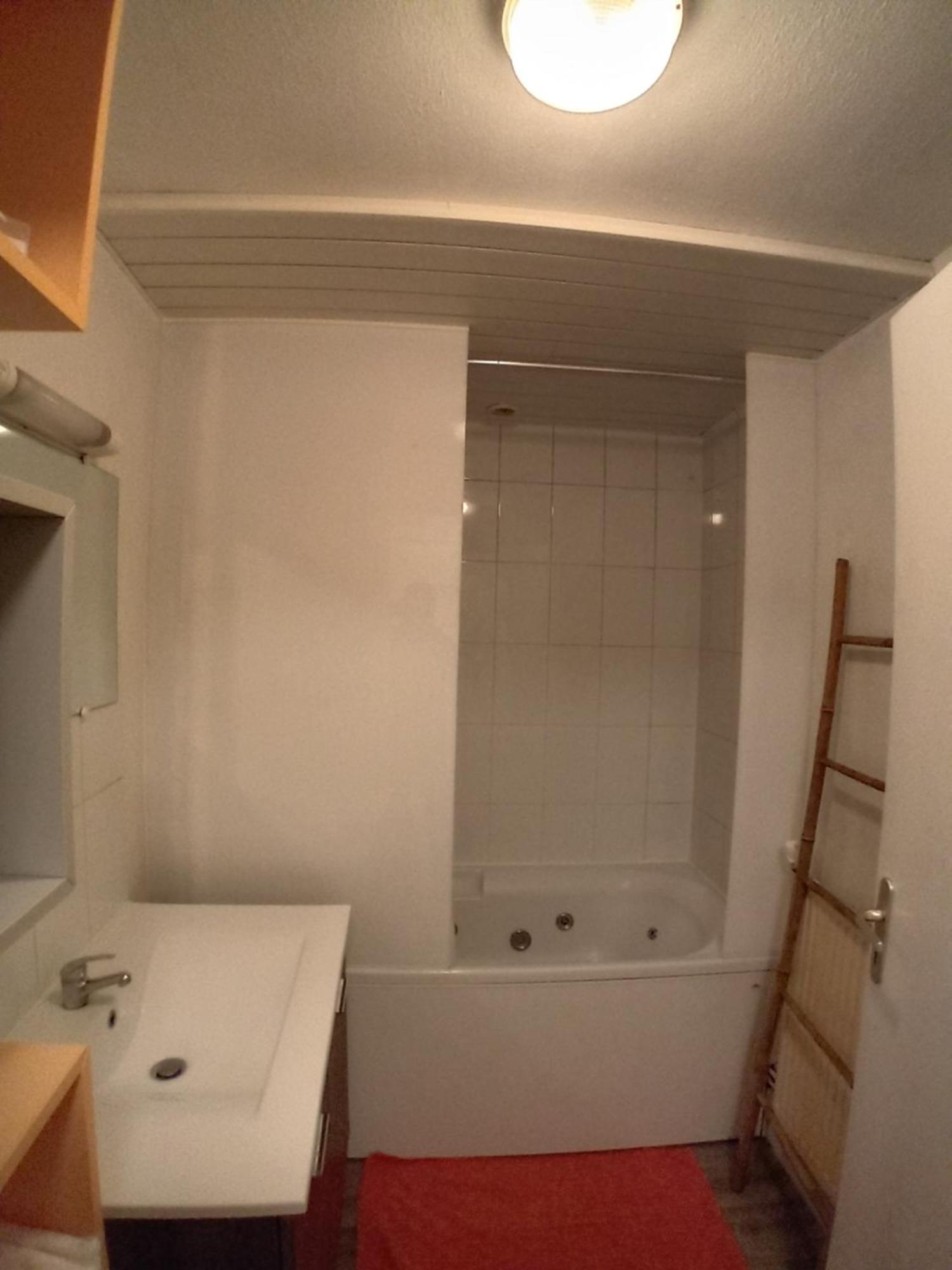 Appart Chartreux Baignoire Massante ,A 3 Minutes Du Centre En Bus! 2 Etoiles Atout France Voiron Buitenkant foto
